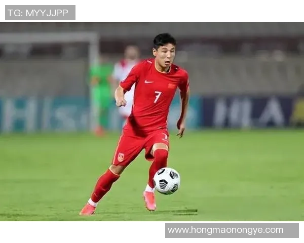 中国足球世界知名球星的成长历程与国际赛场上的精彩表现 中国足球世界知名球星的成长历程与国际赛场上的精彩表现