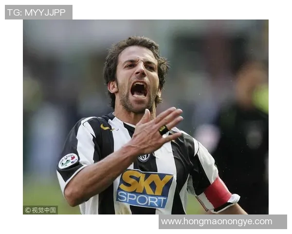 皮耶罗足球生涯排名回顾及其在历史上的独特地位解析 皮耶罗足球生涯排名回顾及其在历史上的独特地位解析