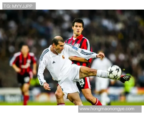 足球传奇风采尽显球场之上四开纸高清壁纸精选 足球传奇风采尽显球场之上四开纸高清壁纸精选